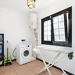 펜션 Home2book Family With Jacuzzi In 칸델라리아