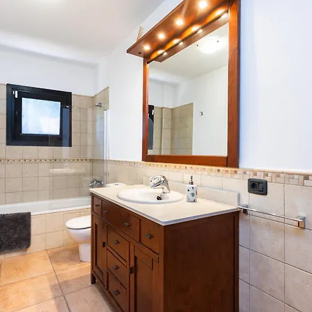 Σπίτι διακοπών Home2book Family Pool In