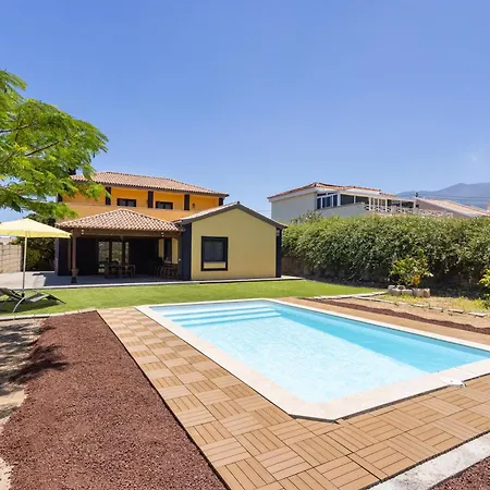 Σπίτι διακοπών Home2book Family Pool In Κανδελάρια