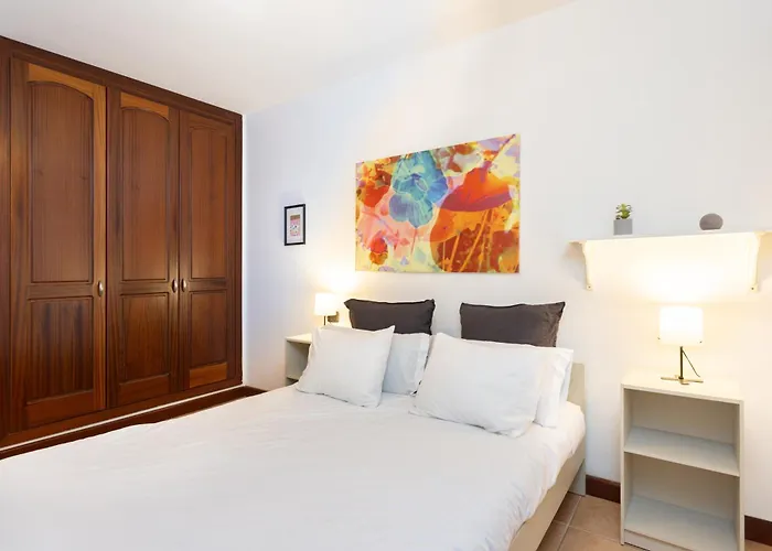 Home2book Family With Jacuzzi In Сasa de vacaciones *