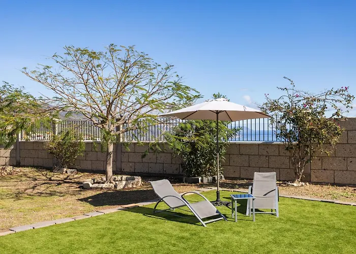 Сasa de vacaciones Home2book Family With Jacuzzi In