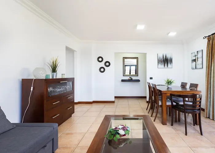 Home2book Family With Jacuzzi In