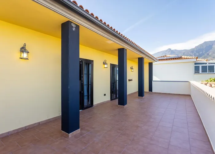 Сasa de vacaciones Home2book Family With Jacuzzi In