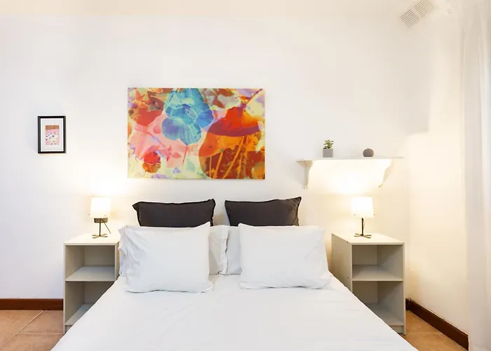 בית נופש Home2book Family With Jacuzzi In *